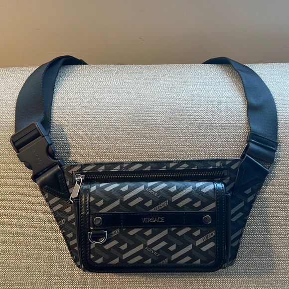 Versace unisex la Greca leather logo monogram all over sling or belt bag NEW - Picture 5 of 11